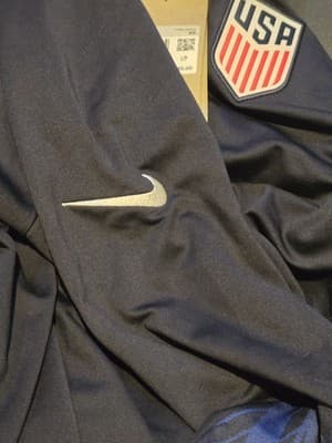 Nike Dri-Fit U.S. Soccer ¼-Zip Slim Fit Jacket XS BNWT MSRP $85 - Thumbnail 6