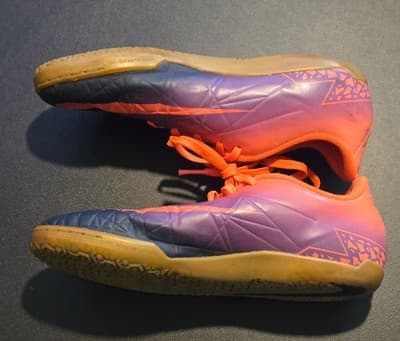 Nike Indoor Soccer Shoes Youth 5Y Purple Orange Futsal Turf Sneakers Gum Sole - Thumbnail 4