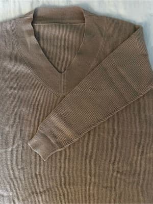 Max Mara 100% Cashmere Ribbed V-Neck Sweater Camel Size S - Thumbnail 3