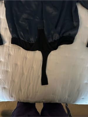 PAIGE “Calico Blue” 100% Silk Open Collar Blouse Size 10 - Thumbnail 3