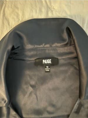 PAIGE “Calico Blue” 100% Silk Open Collar Blouse Size 10 - Thumbnail 6