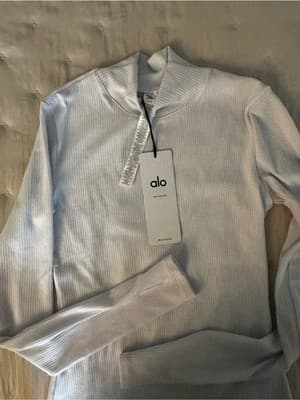 Alo Yoga Ribbed Mock Neck Long Sleeve Top White NWT Size S
