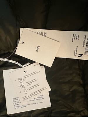 Uniqlo Ultra Light Down Jacket Olive Green NWT Size M Packable - Thumbnail 6