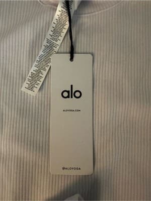 Alo Yoga Ribbed Mock Neck Long Sleeve Top White NWT Size S - Thumbnail 2