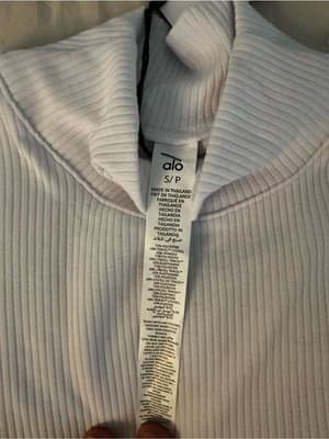 Alo Yoga Ribbed Mock Neck Long Sleeve Top White NWT Size S - Thumbnail 8