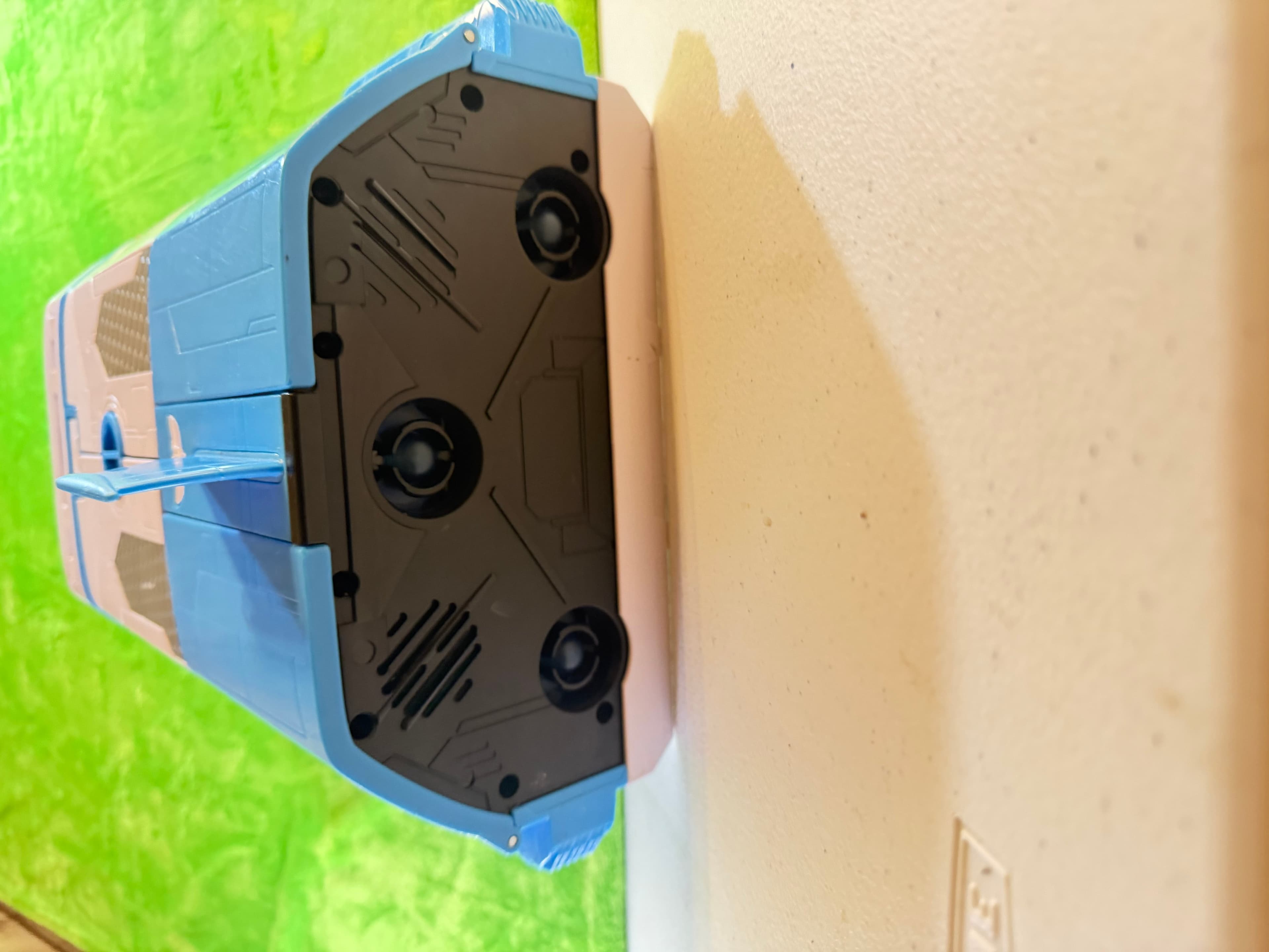 Buzz Lightyear Spaceship Playset with Interactive Features - Thumbnail 2