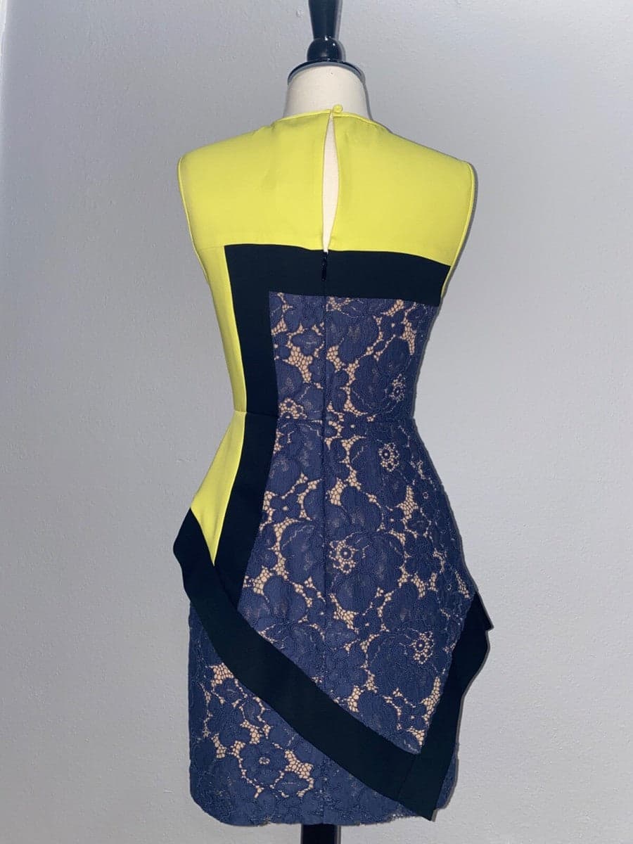 BCBGMaxAzria Colorblock Lace Peplum Dress Size 6 - Thumbnail 4