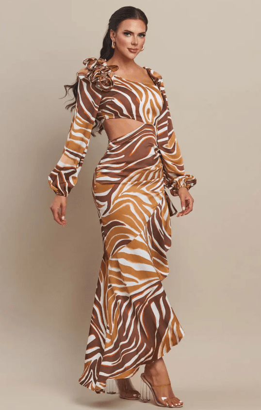 The Sang Long Sleeve Diagonal Ruffle Maxi Dress Size Medium - Medium - Thumbnail 2