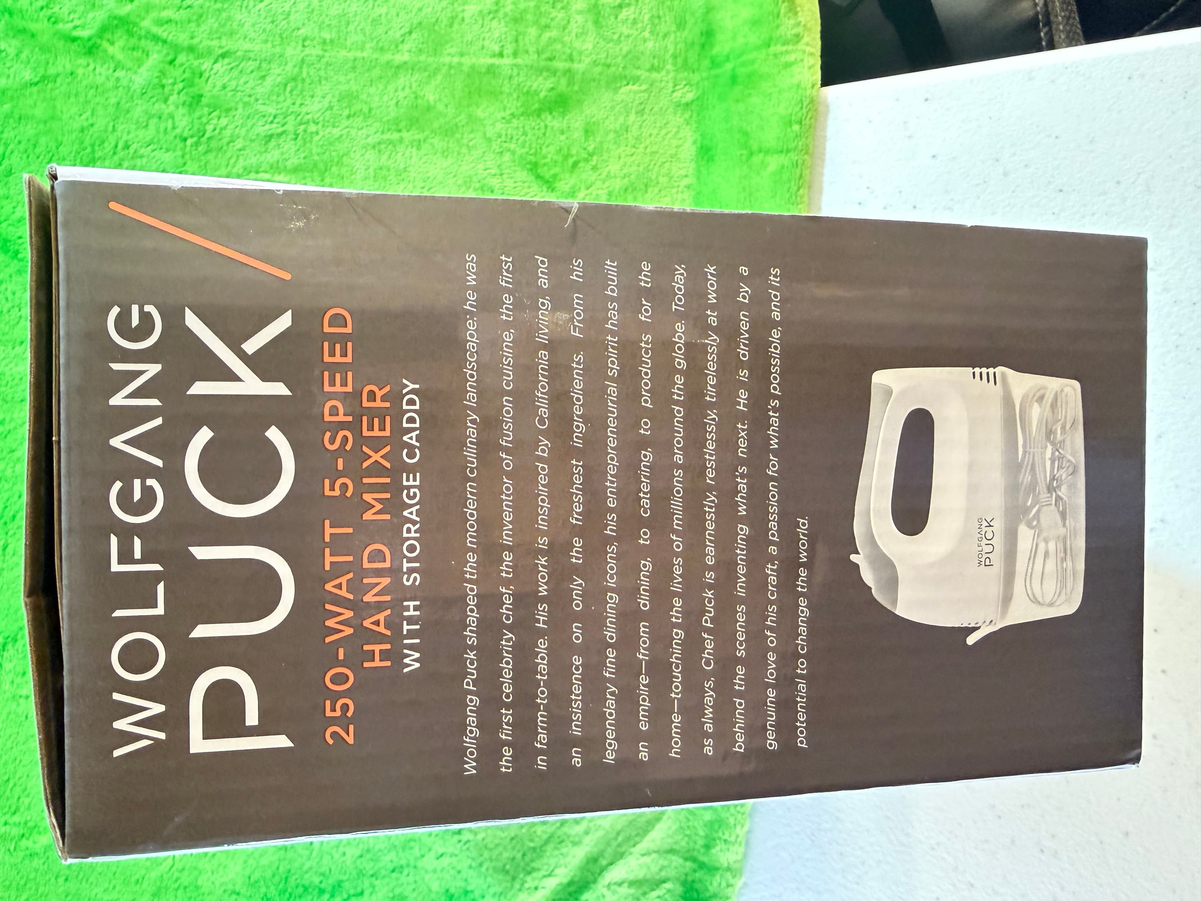 Wolfgang Puck 250-Watt 5-Speed Hand Mixer with Storage Caddy - Thumbnail 4