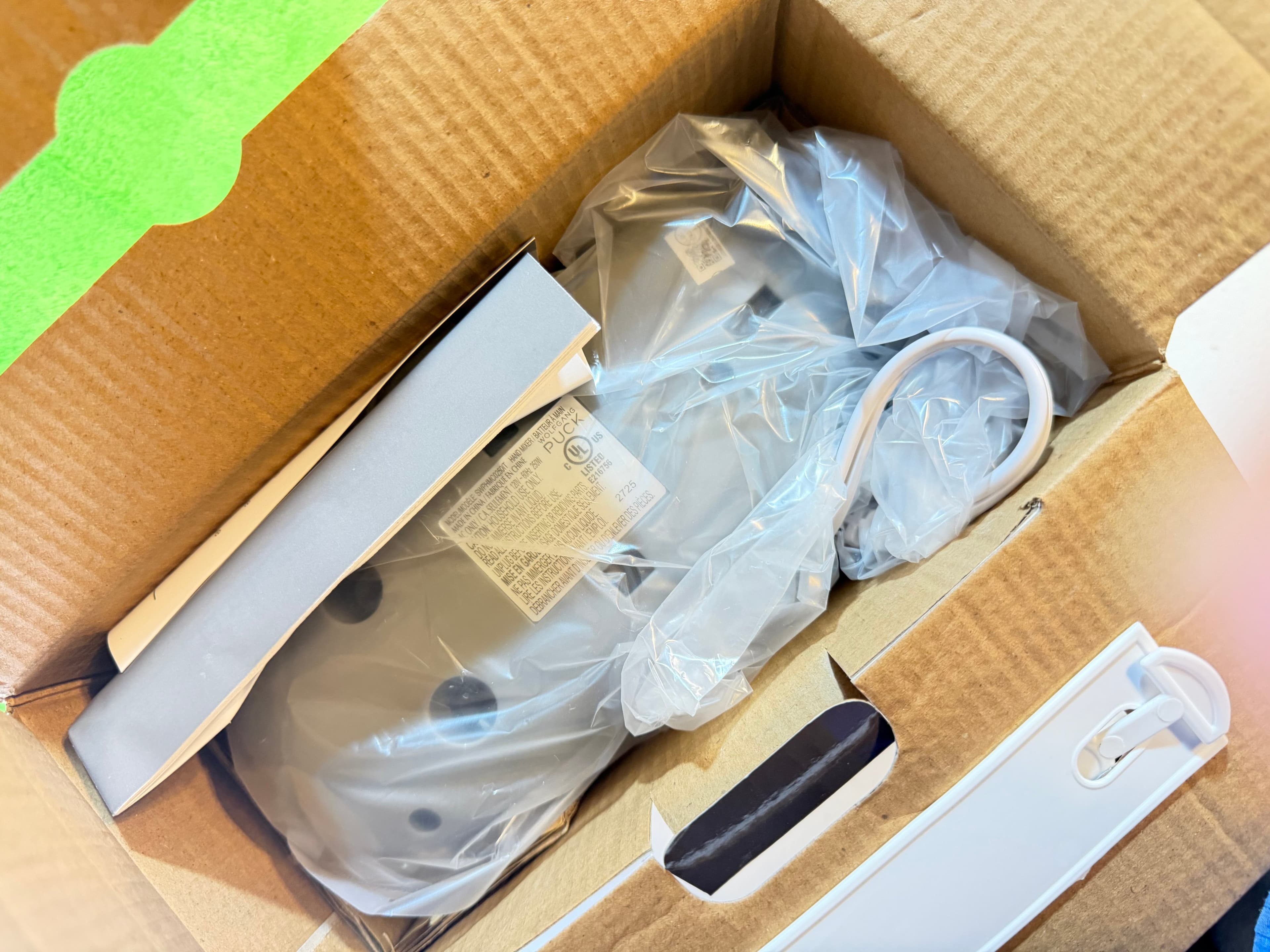 Wolfgang Puck 250-Watt 5-Speed Hand Mixer with Storage Caddy - Thumbnail 5