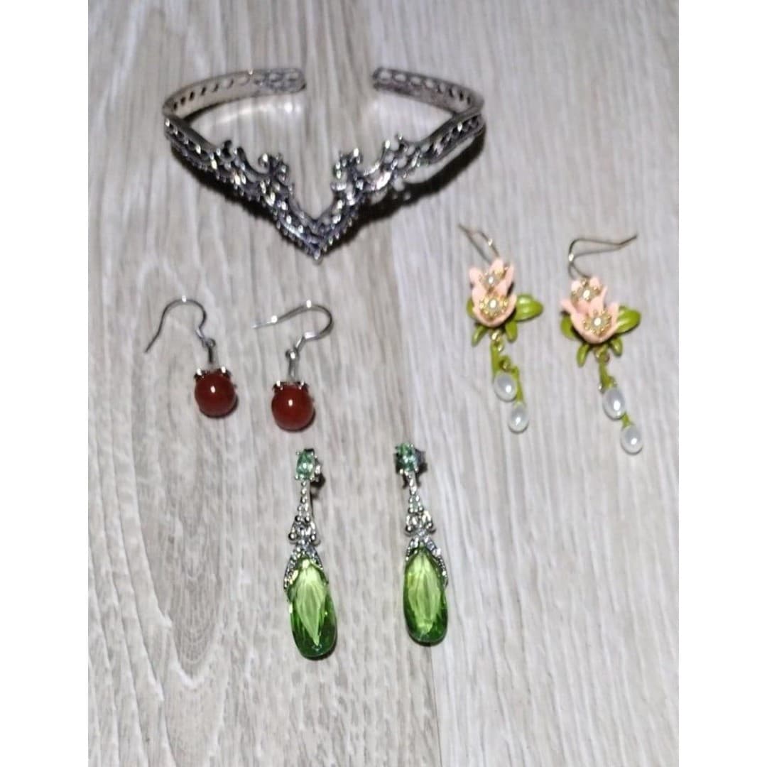 Earrings(3) & Bracelet Bundle - New - Thumbnail 7
