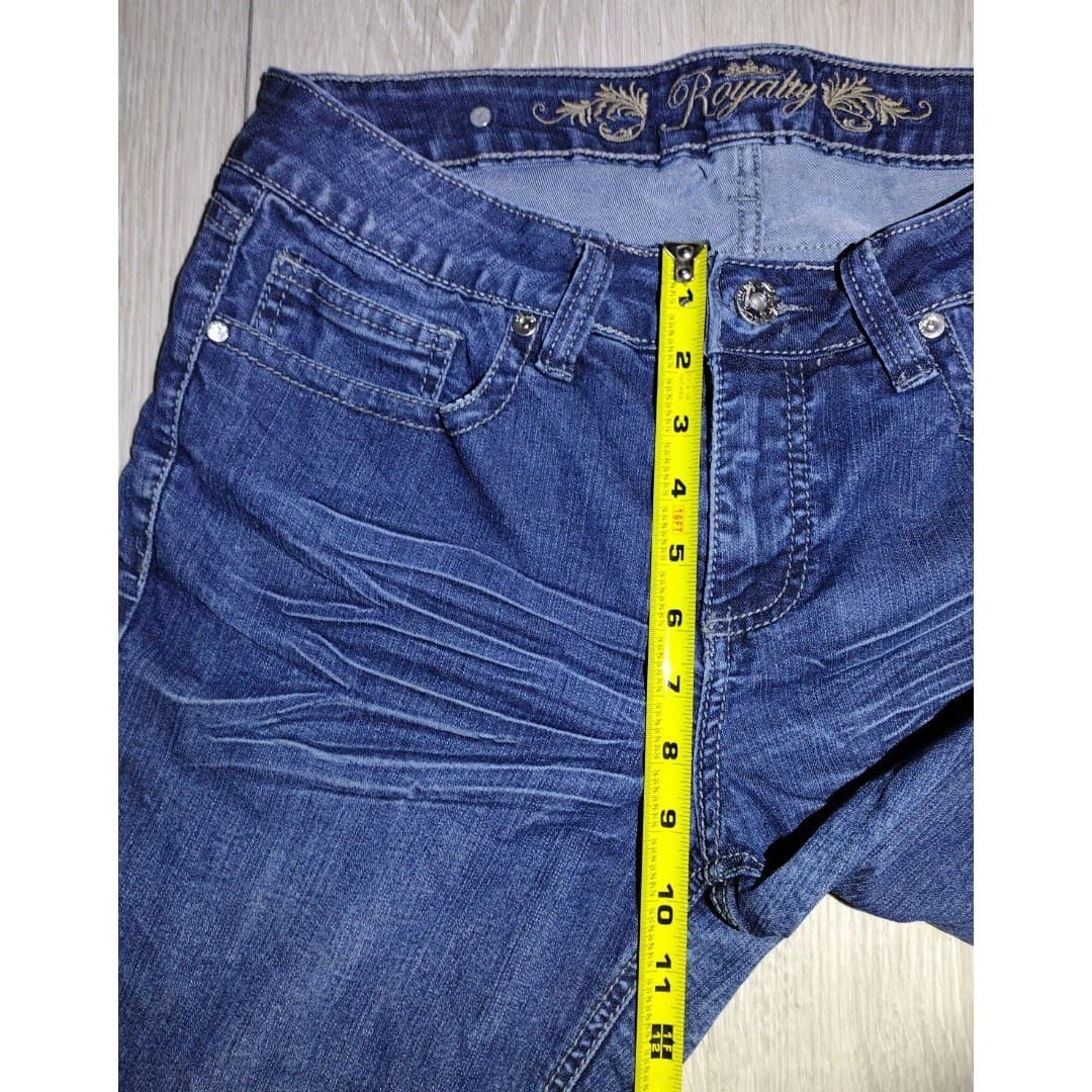 Royalty by YMI - Jean Capris - Size 8 - Thumbnail 6