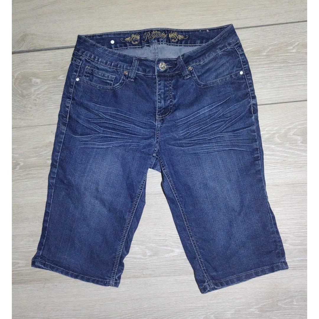 Royalty by YMI - Jean Capris - Size 8 - Image 1