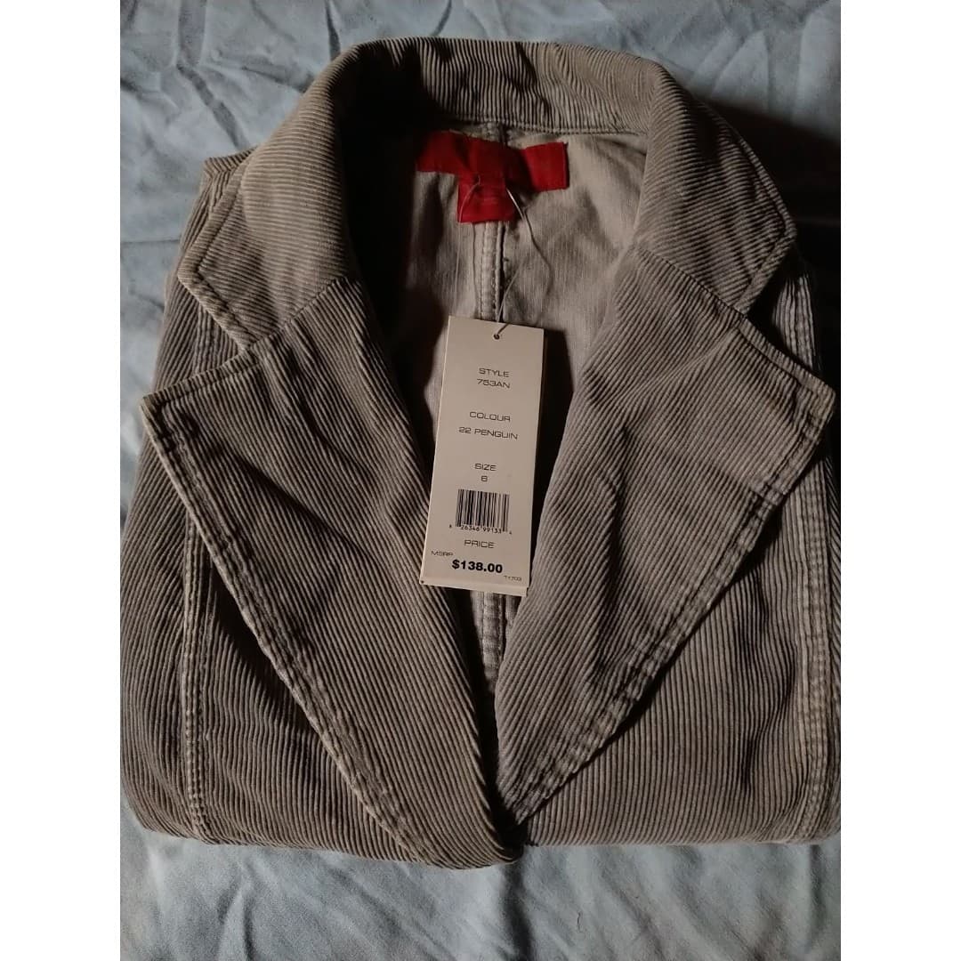 ~Jacket-Size 6-(NWT~Reg. $138.00) - Thumbnail 7