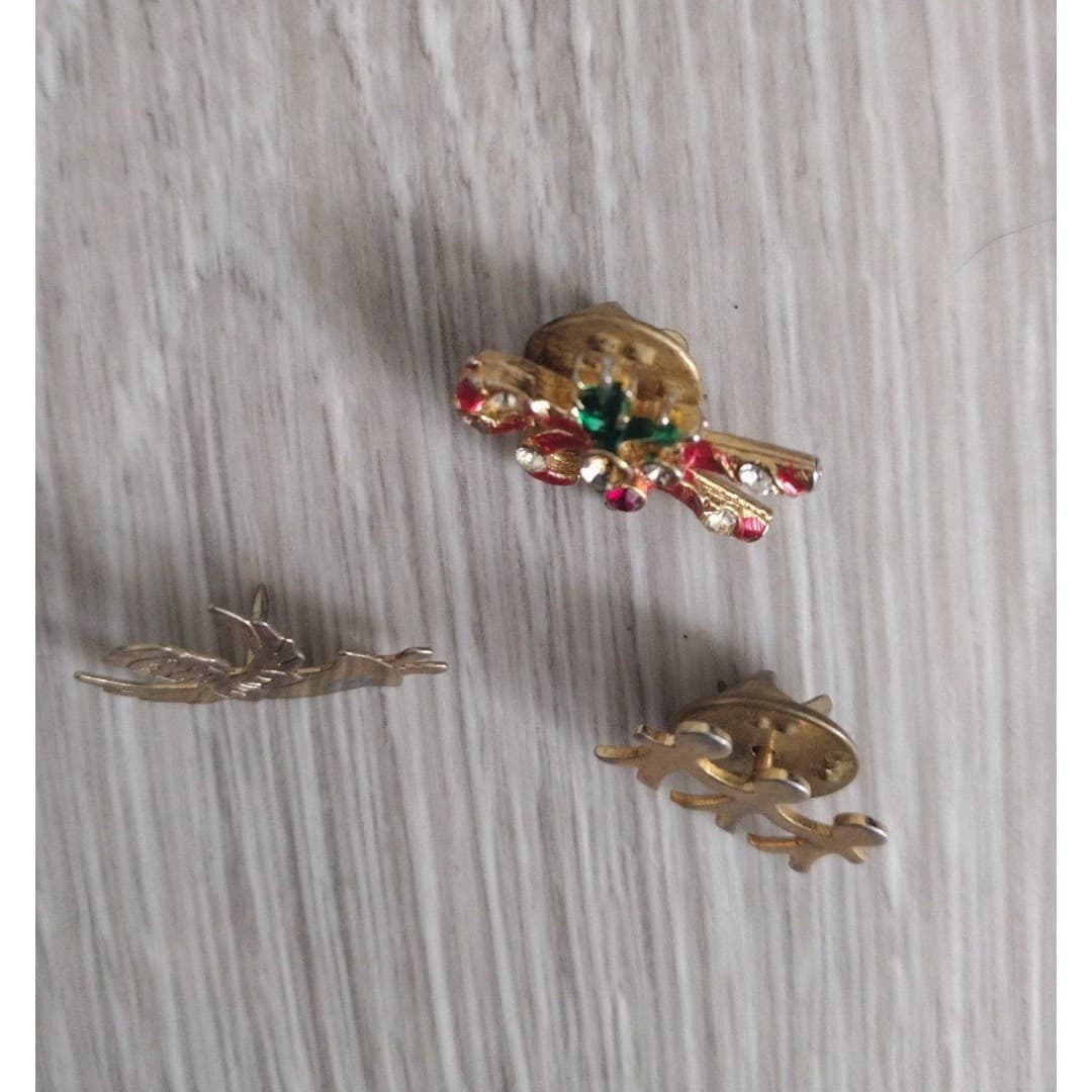 Vintage Lapel Pins(3) - Thumbnail 2