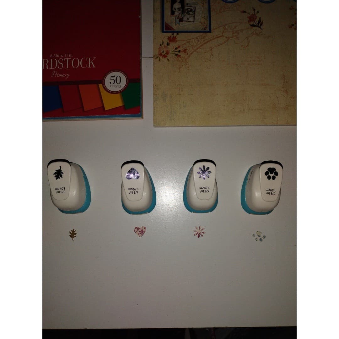 Craft Colorbok Paper Bundle(2 Pads) & Recollections Paper Punches(4) - Thumbnail 2