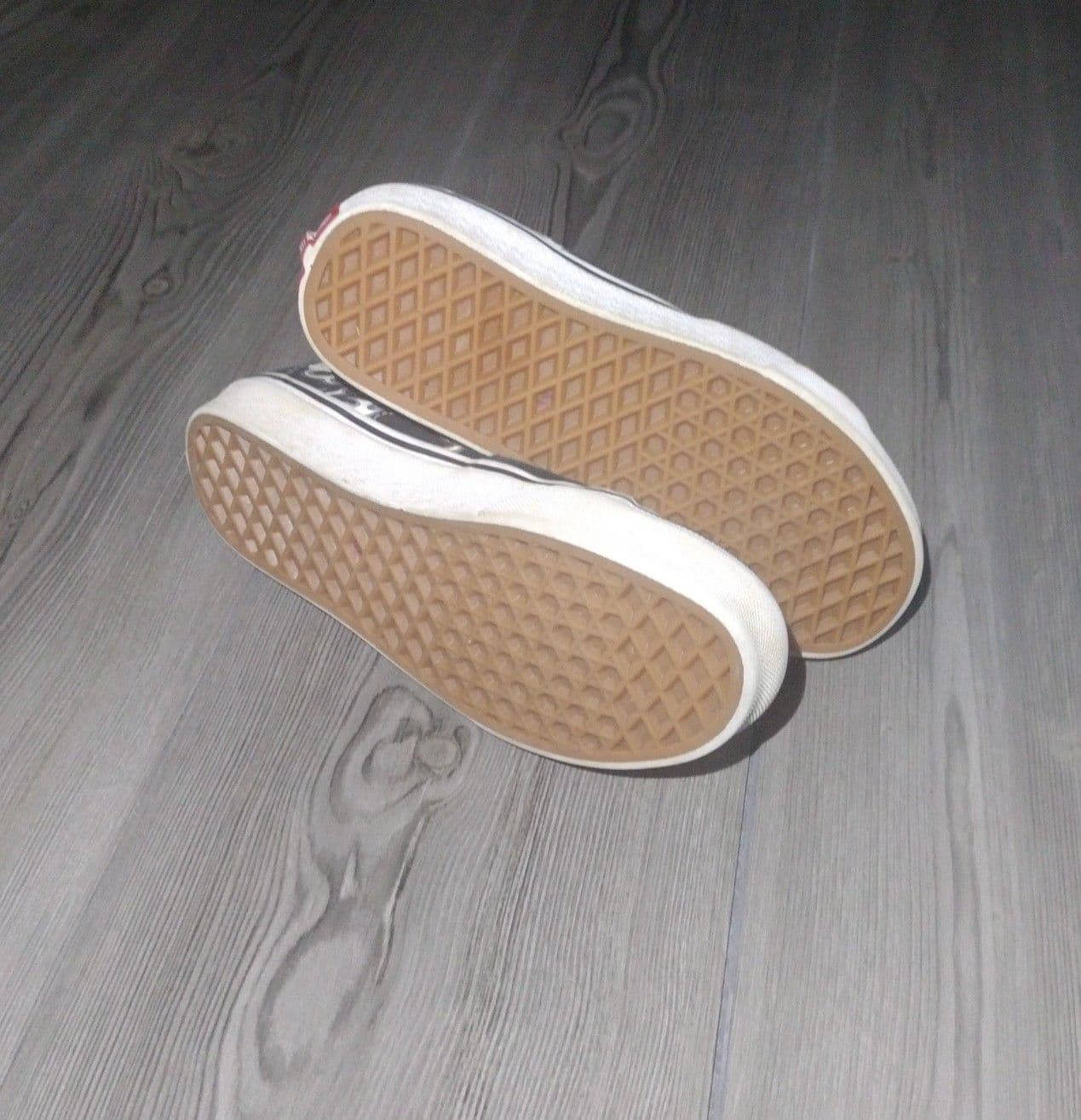 Vans Sk8-Hi Flame Skull Blk Sneakers - Sz Mens 3.5/Womens 5 - Thumbnail 8