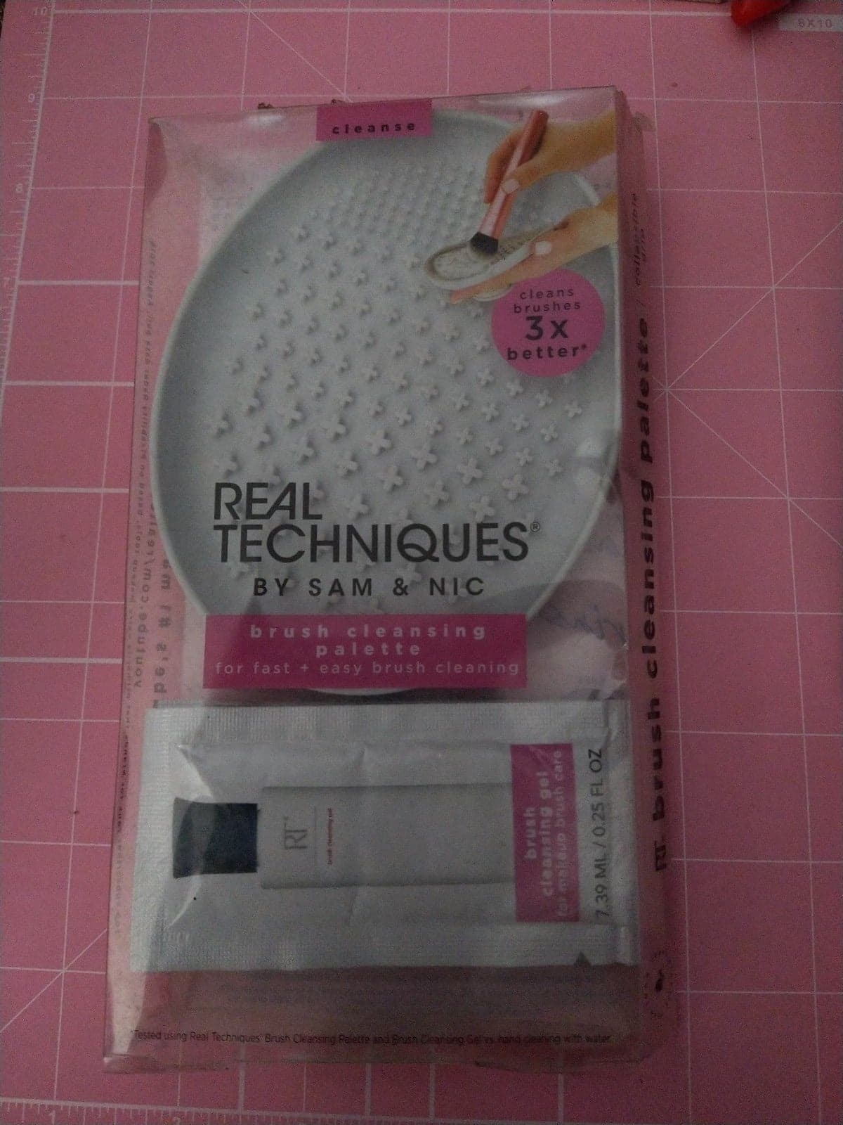 Real Techniques Makeup Brush Cleaning Palette - Pink Silicone Makeup Tool - Image 1