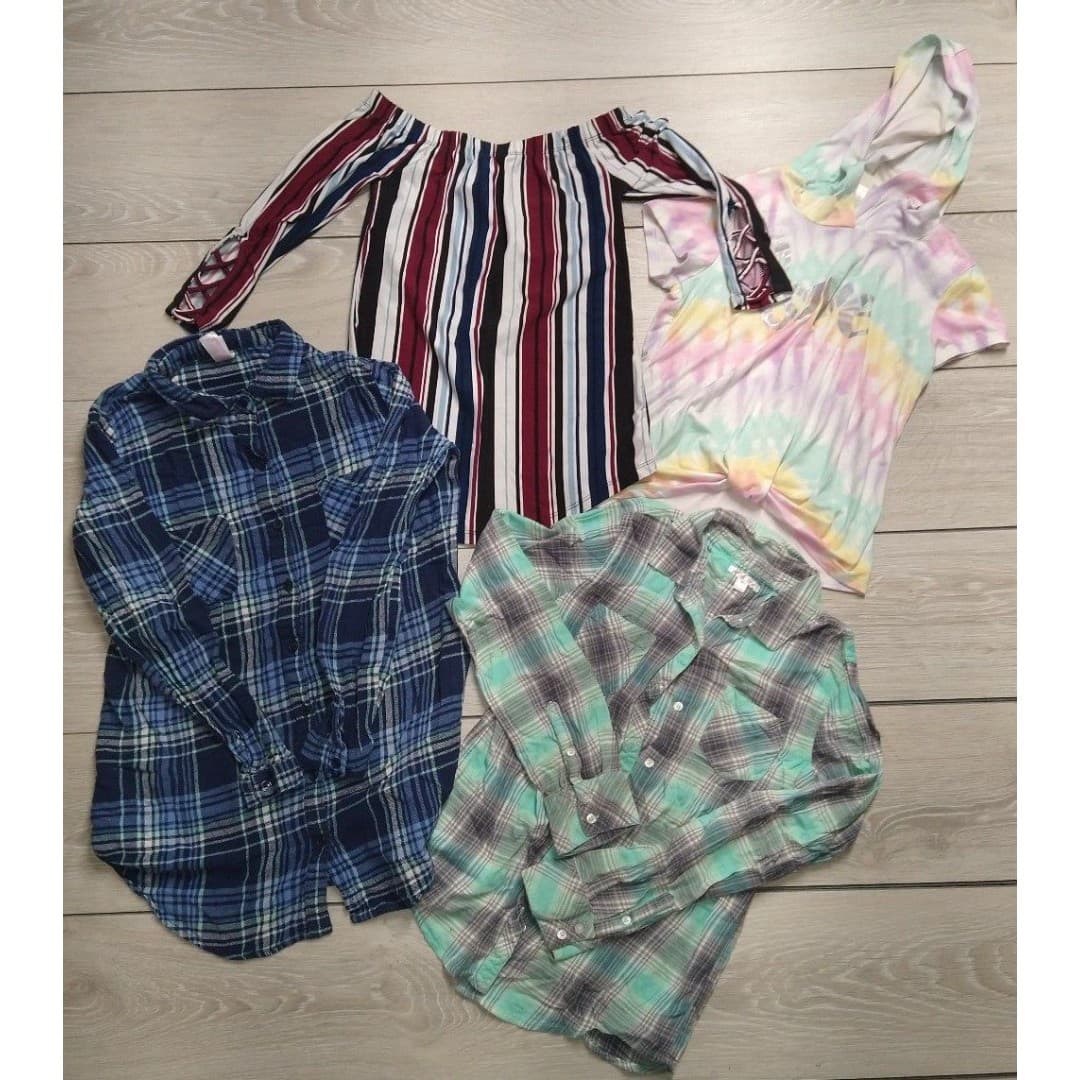 Girls Shirt Bundle(4) - Image 1