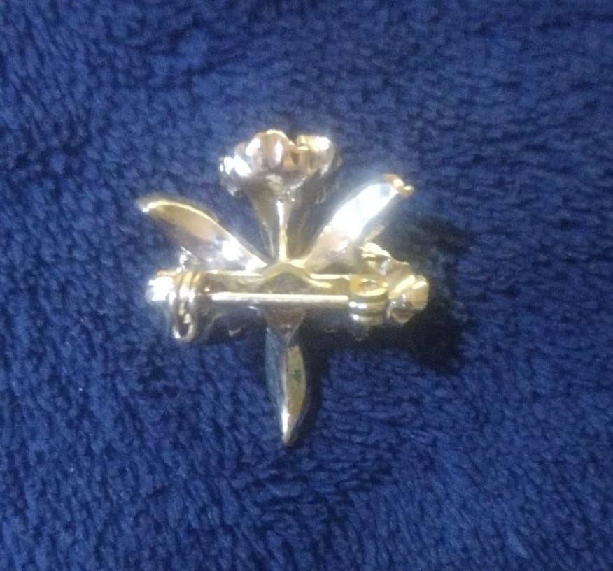 1960’s Mini Orchid Flower - Enamel Brooch/Pin - Vintage - Thumbnail 2