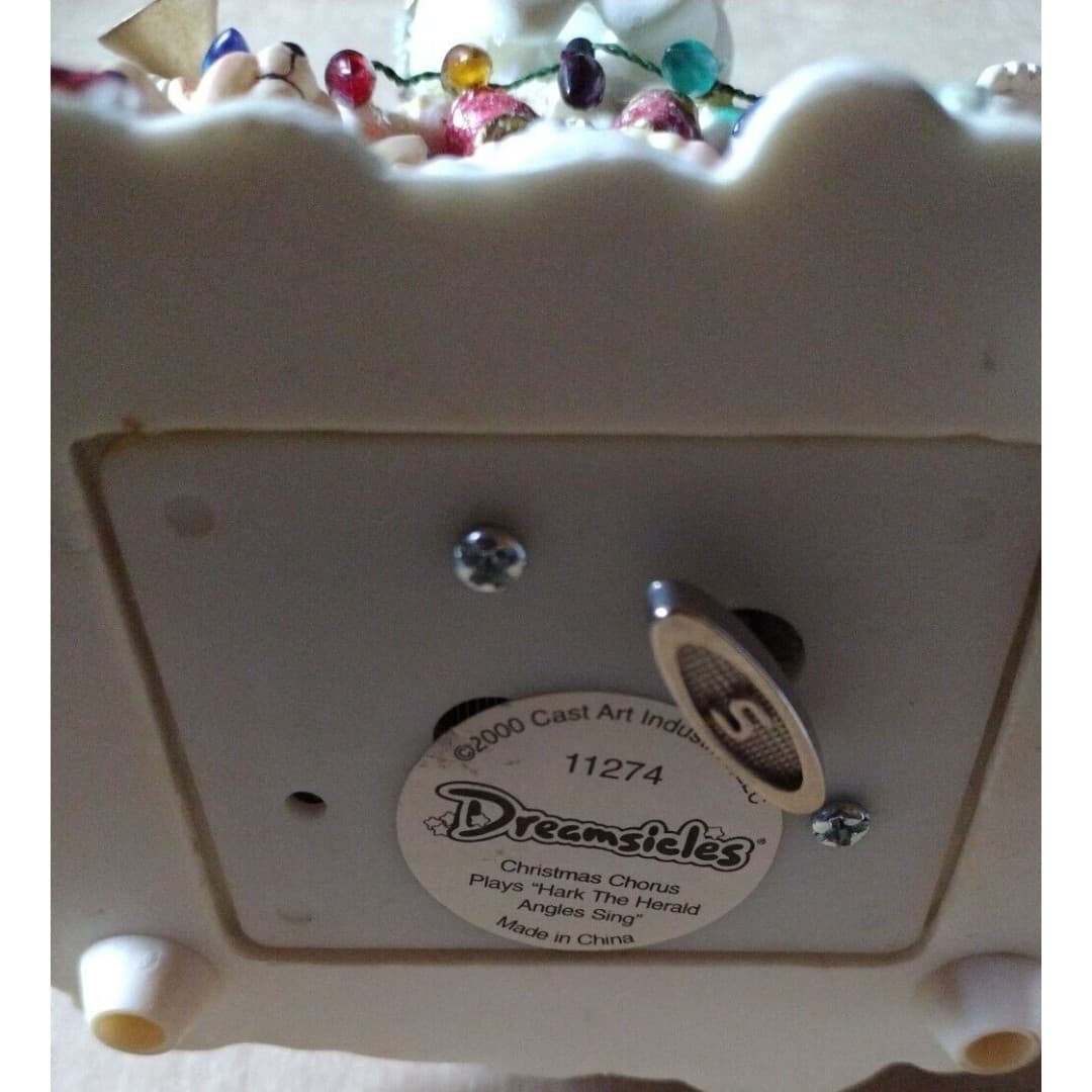 Dreamsicles "Christmas Chorus" Cherub Music Box Hark the Herald Angels Sing RARE - Thumbnail 2