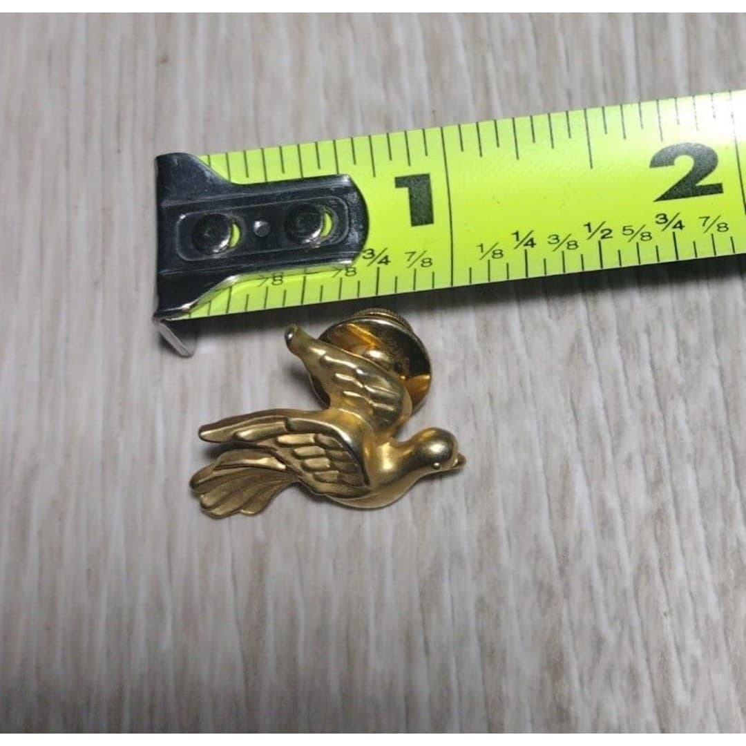 Dove of Peace - Tie Tac - Vintage Lapel Pin - Thumbnail 2