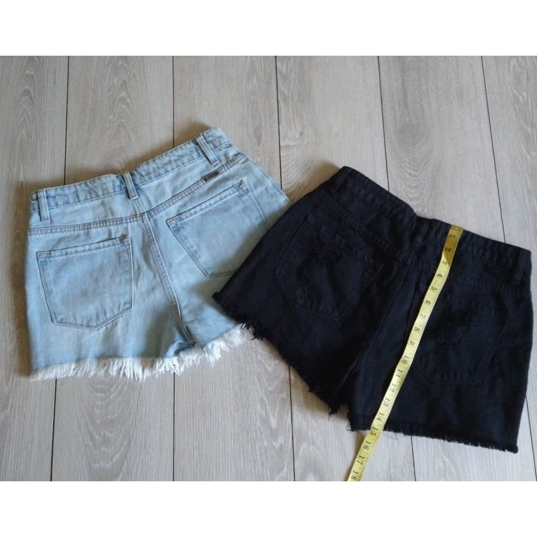 Jean Shorts Bundle(2) - Kancan & FashionNova - Size Med. - Thumbnail 6
