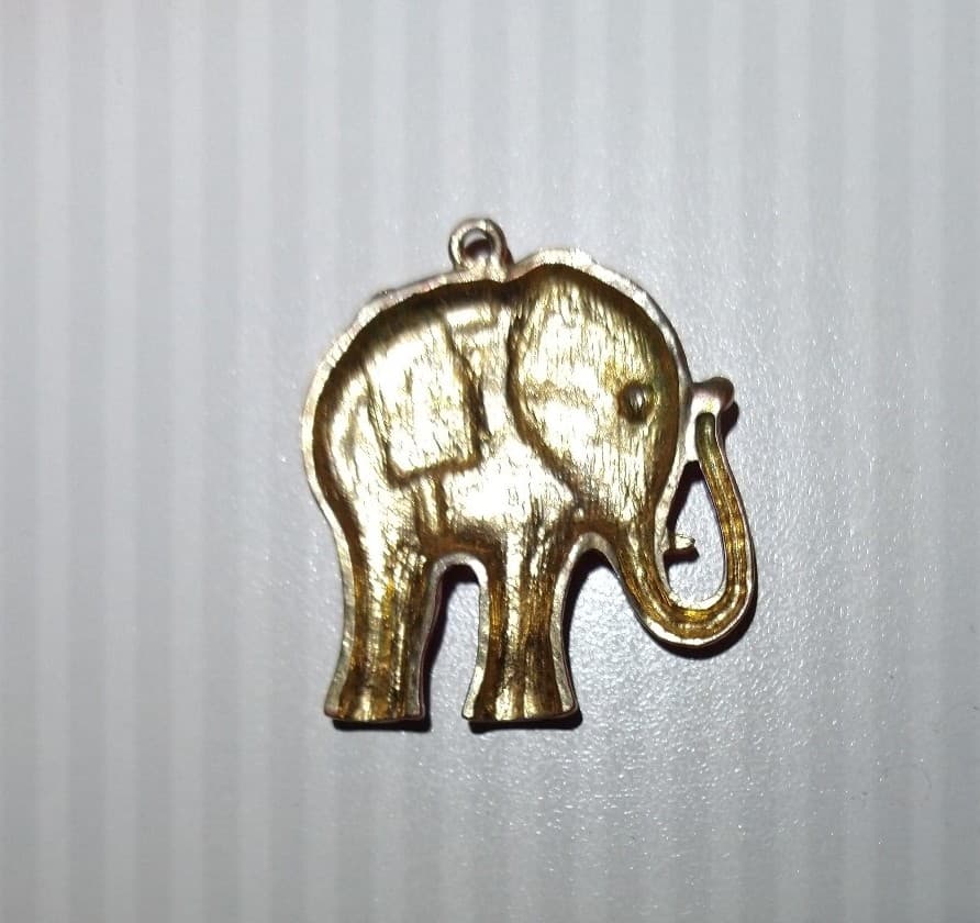 Elephant Necklace Charm - Beautiful! Diy jewelry making... - Thumbnail 3