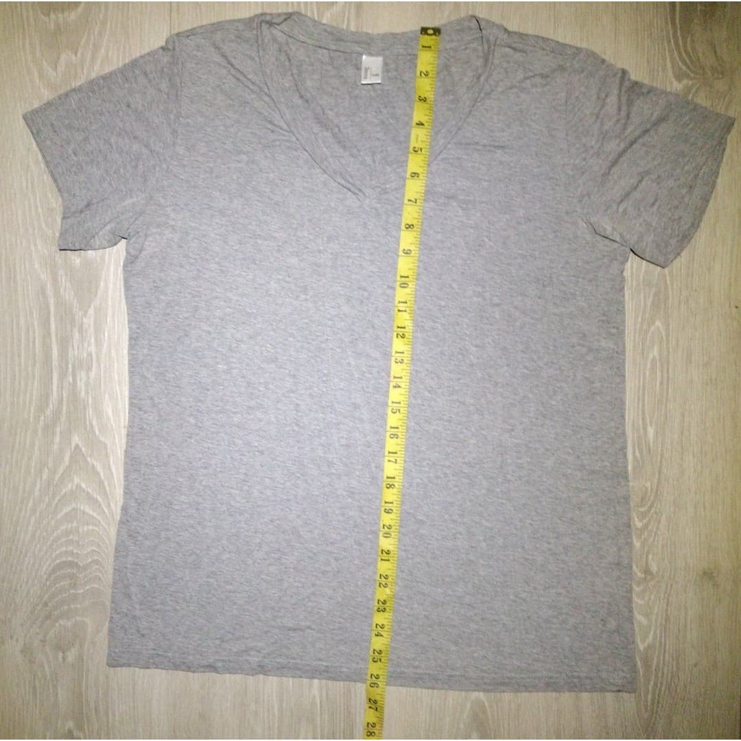 Royal Robbins Capri-Size 10 & Large Grey Shirt- Outfit Bundle!! - Thumbnail 11