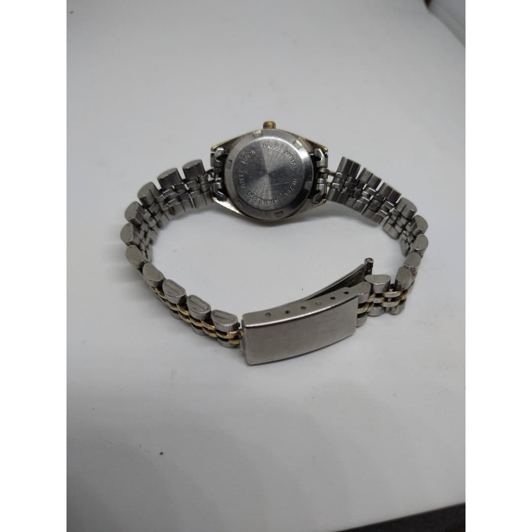 Nice Looking Ladies Watch - Thumbnail 3