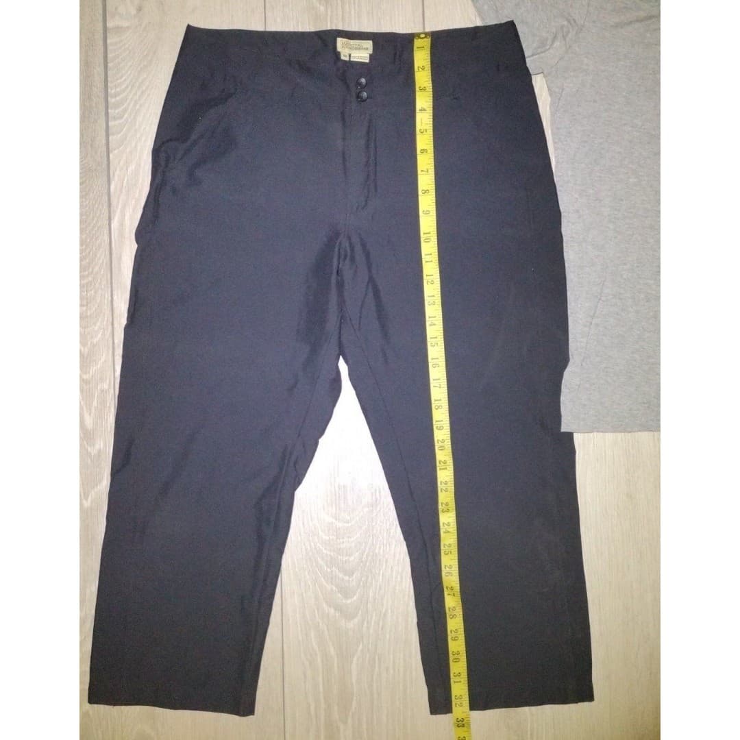 Royal Robbins Capri-Size 10 & Large Grey Shirt- Outfit Bundle!! - Thumbnail 5