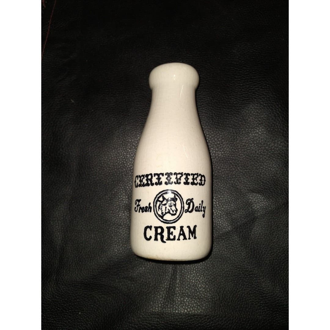 Vintage Ceramic Farm Style Cream/Milk Bottle - Image 1