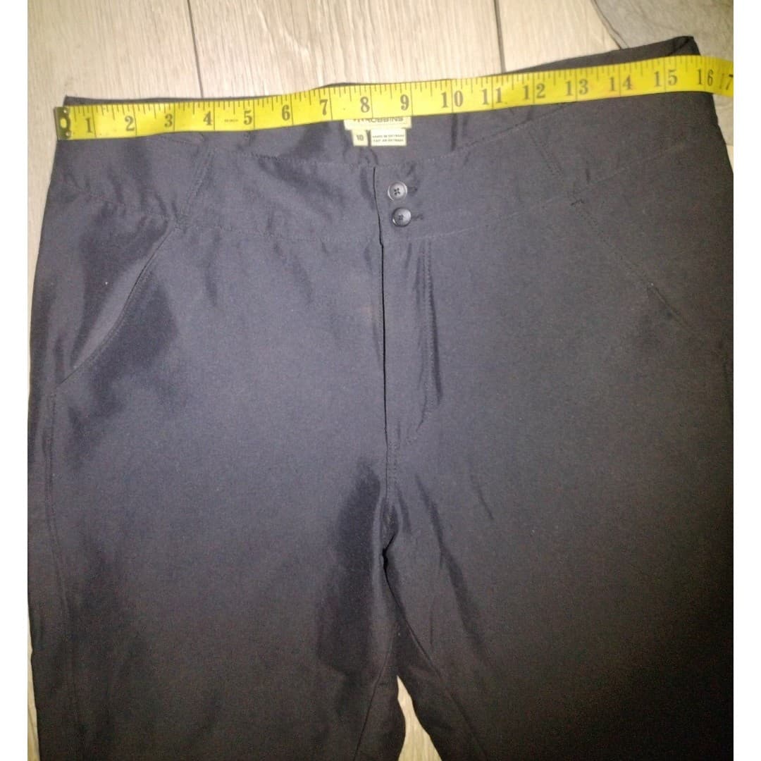 Royal Robbins Capri-Size 10 & Large Grey Shirt- Outfit Bundle!! - Thumbnail 6