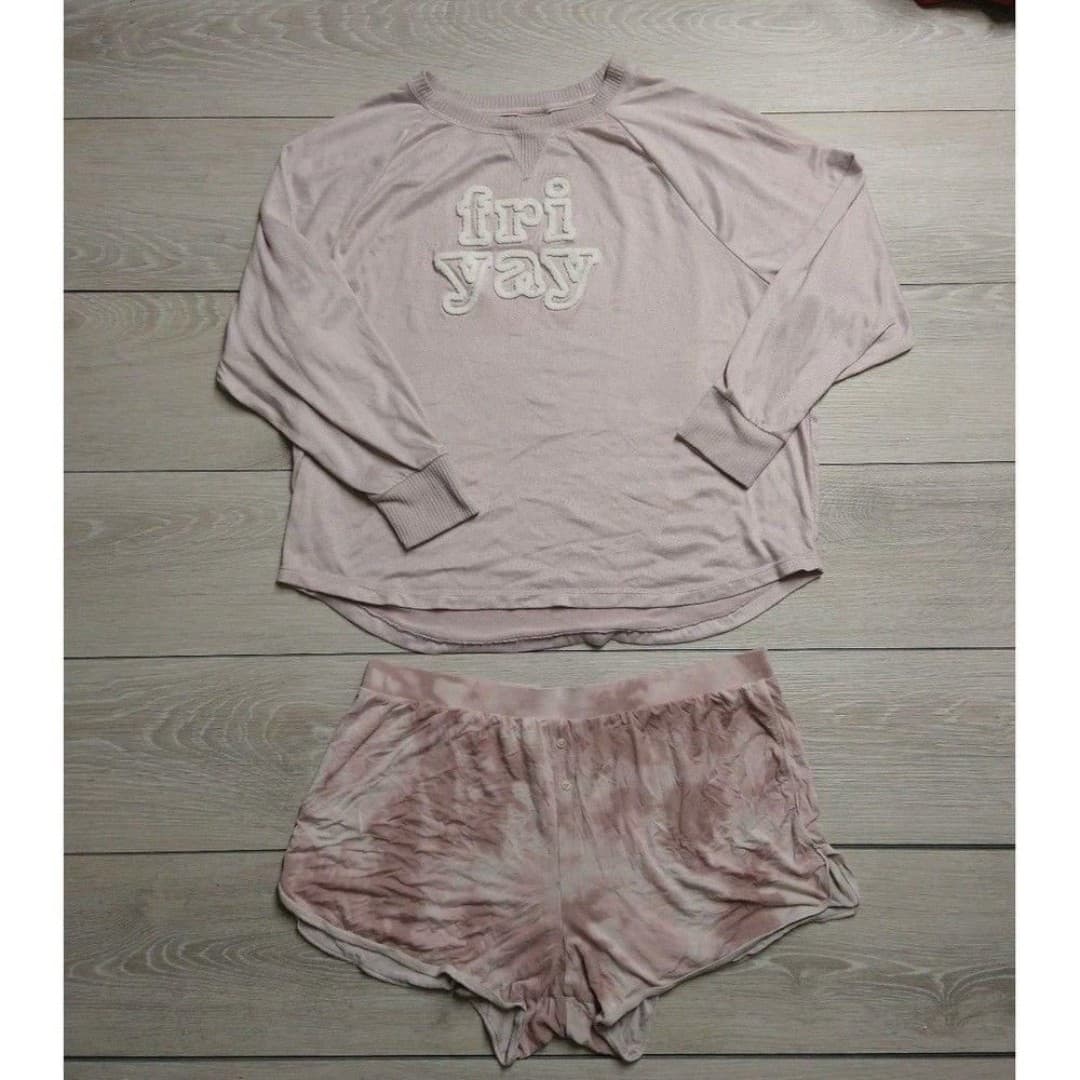 Shirt & Short Sleepwear Bundle - Size Large - Image 1