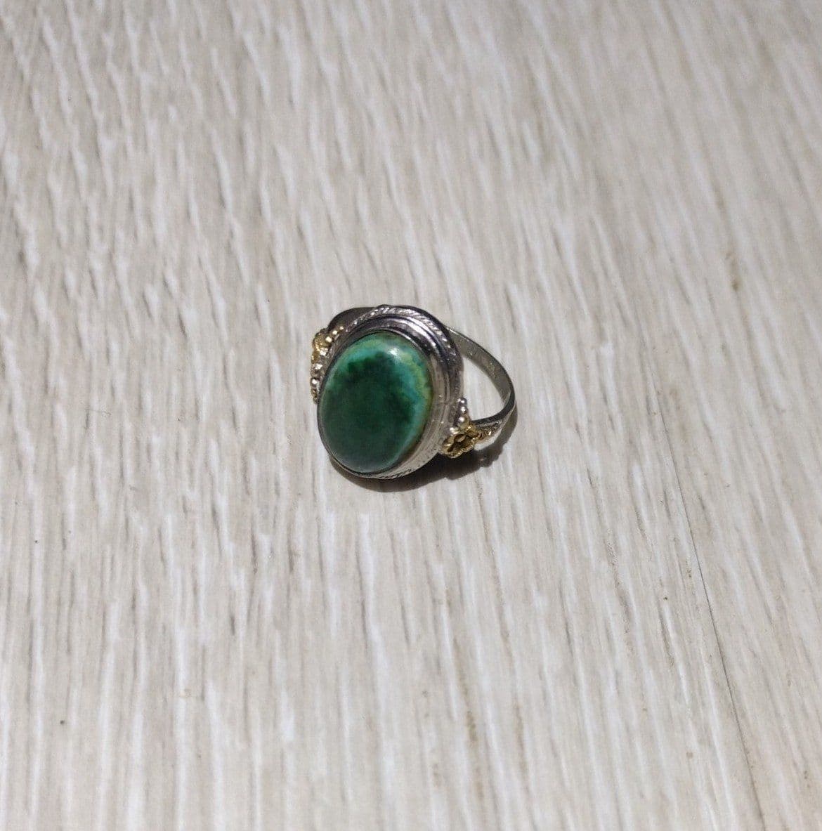 Vintage Uncas Sterling & 10k G.F. Ring w/ Possibly A Socoto Emerald Stone - Thumbnail 4