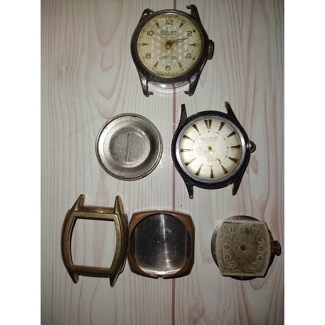 (3)Vintage Watches - For Parts or Repair - Image 1