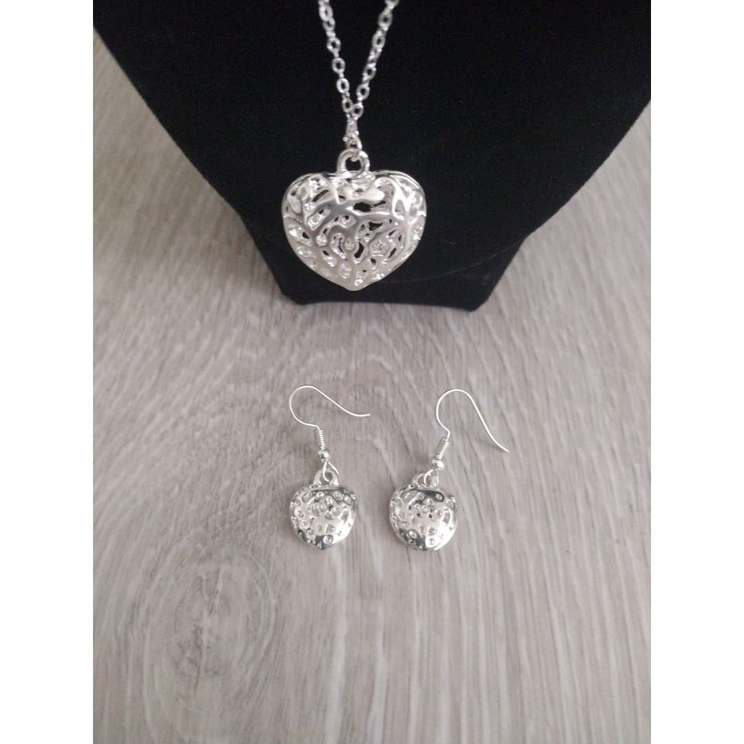 Silver Tone Heart Necklace and Earrings Set - New - Image 1