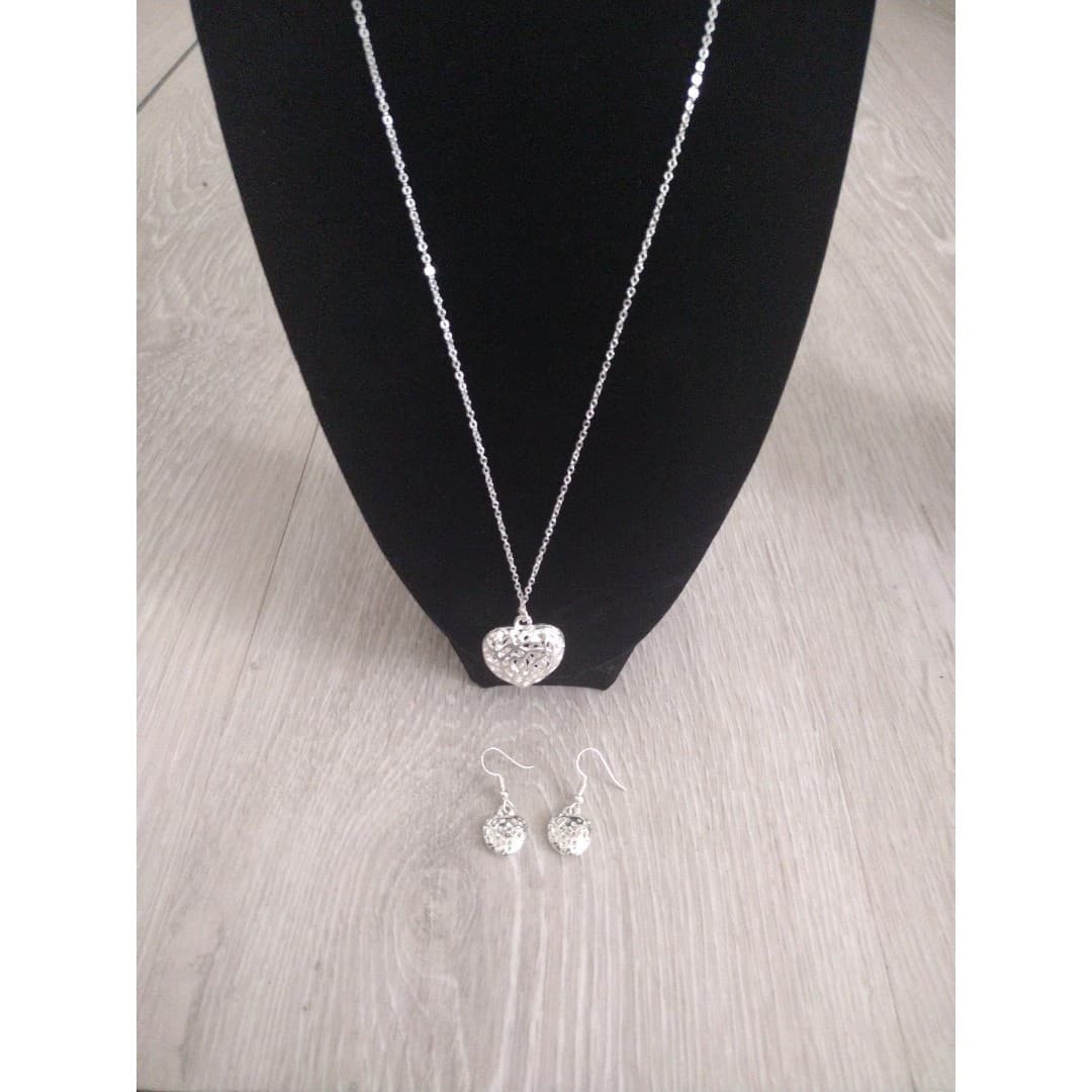 Silver Tone Heart Necklace and Earrings Set - New - Thumbnail 2