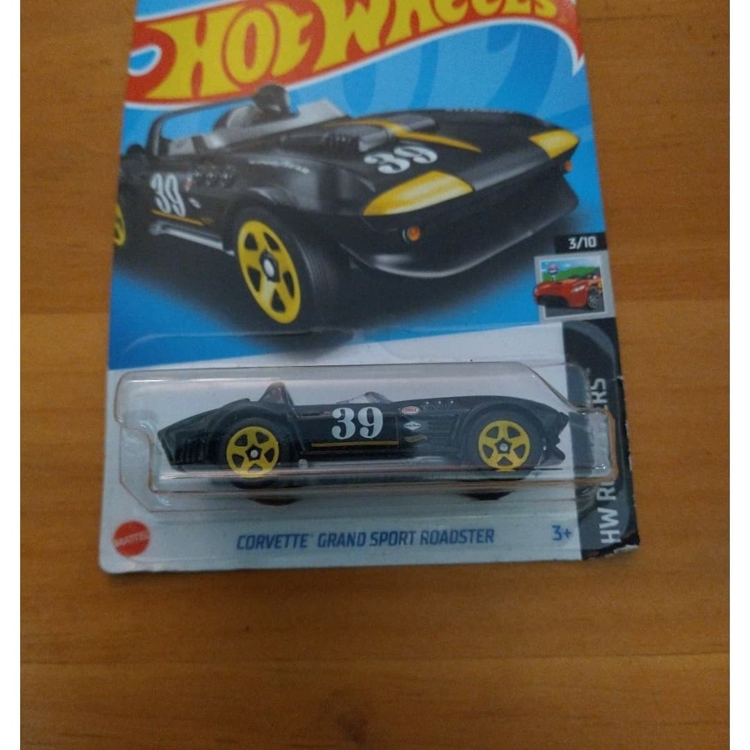 2021 Hot Wheels Roadsters #1 & 3 of 10 - Thumbnail 3