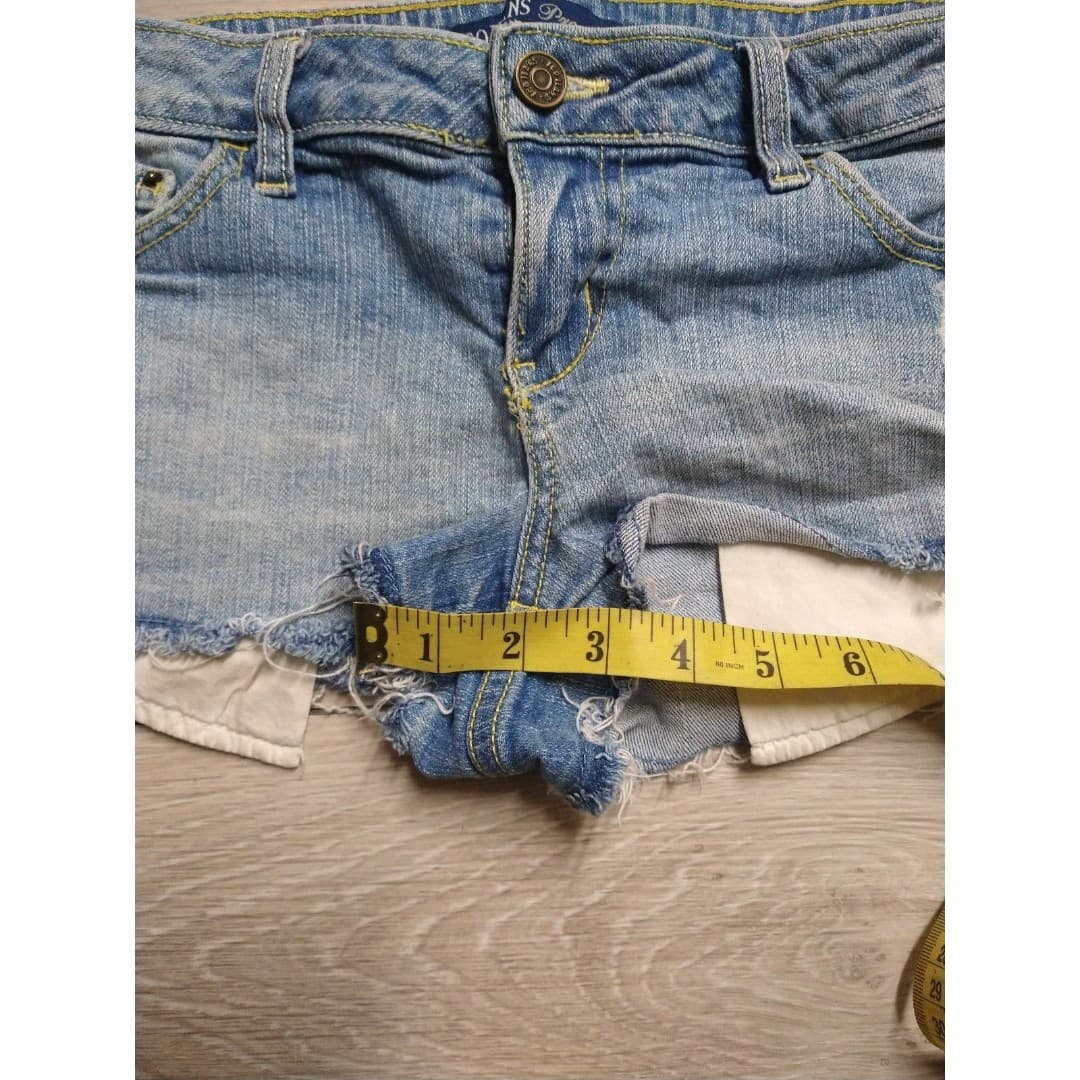 ZCO Jean's Premium Shorts - Size 9 - Thumbnail 4