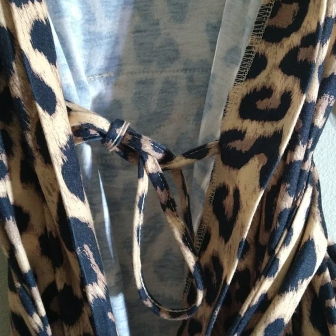 HOT TOUCH LEOPARD PRINT ROBE - - Thumbnail 4