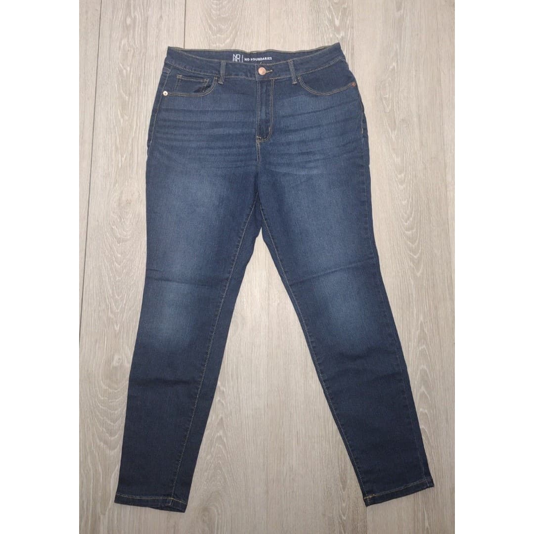 No Boundaries Jeans - Size 13 - Image 1