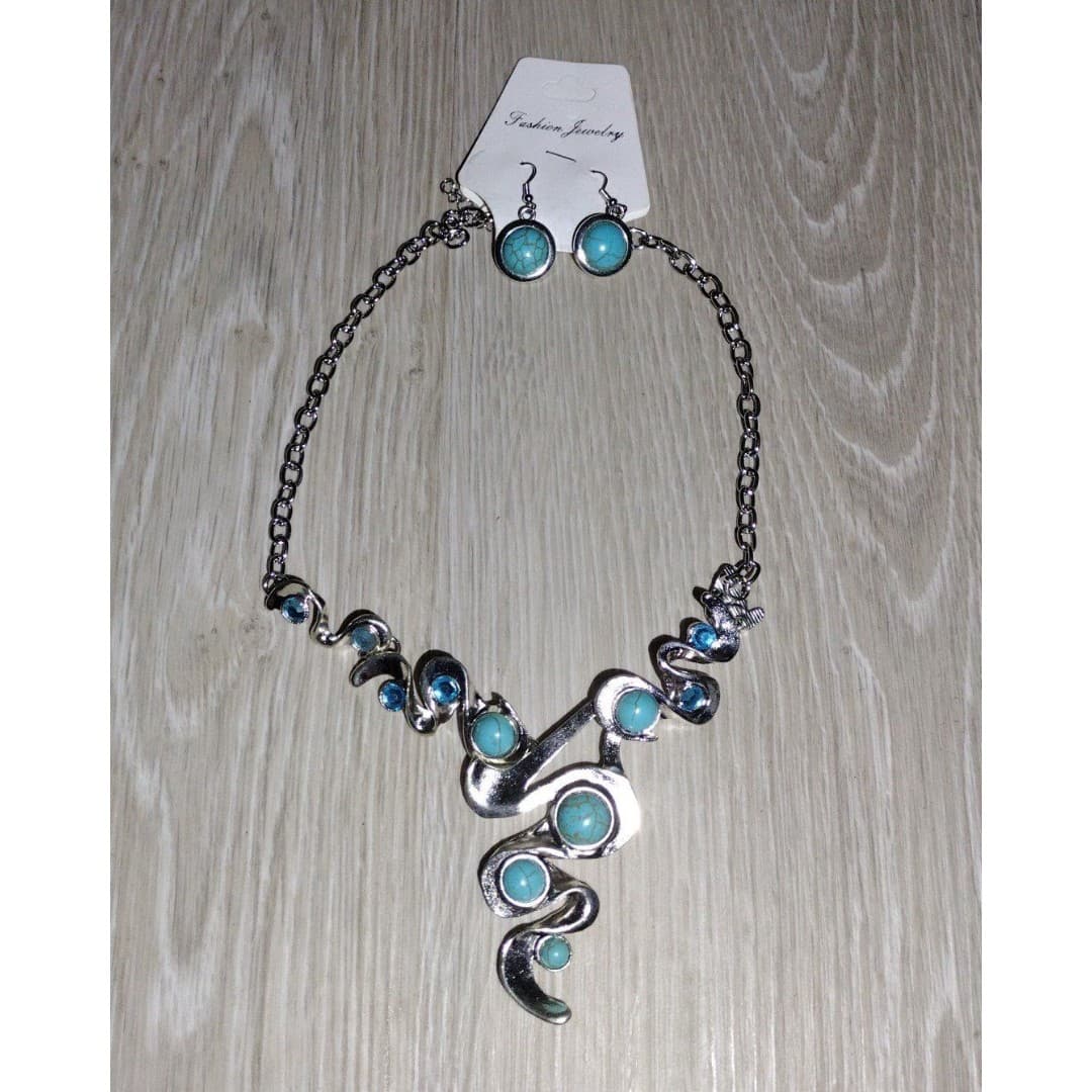Fashion/Statement 3pc Set- Turquoise Like Necklace & Dangle Earrings - Image 1
