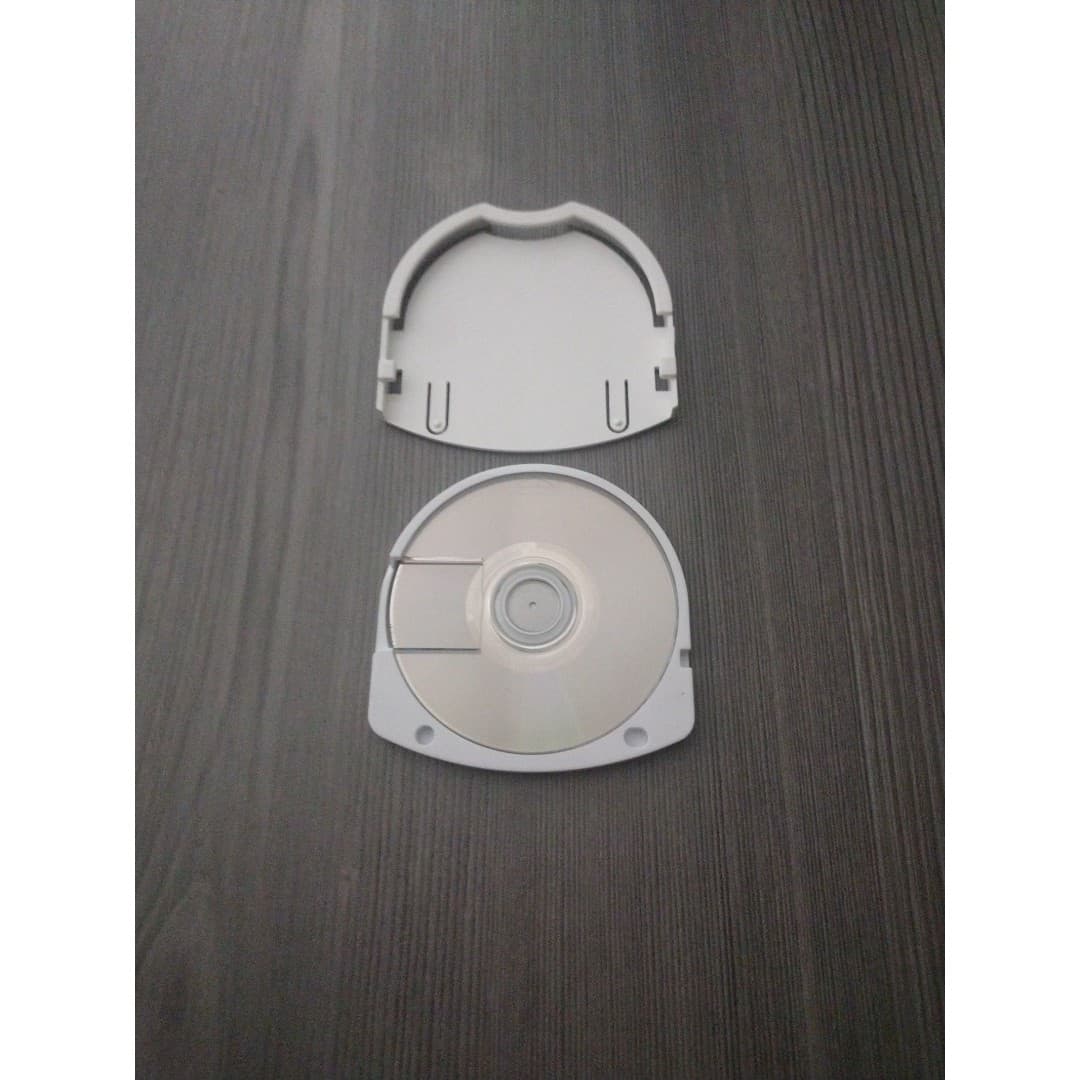 PSP - Resistance: Retribution - UMD Game Only - Thumbnail 2