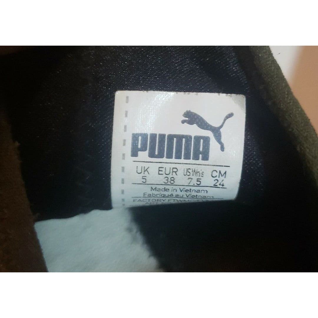 PUMA's - Woman's 7.5 - Thumbnail 6