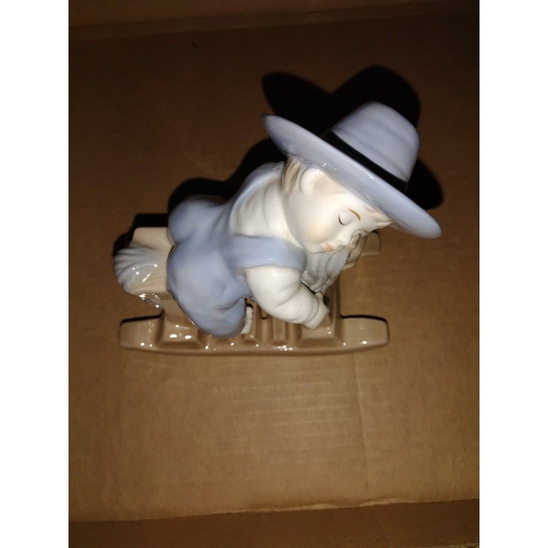 Kalique - Rock-A-Bye - Vintage Porcelain Figurine - Thumbnail 4