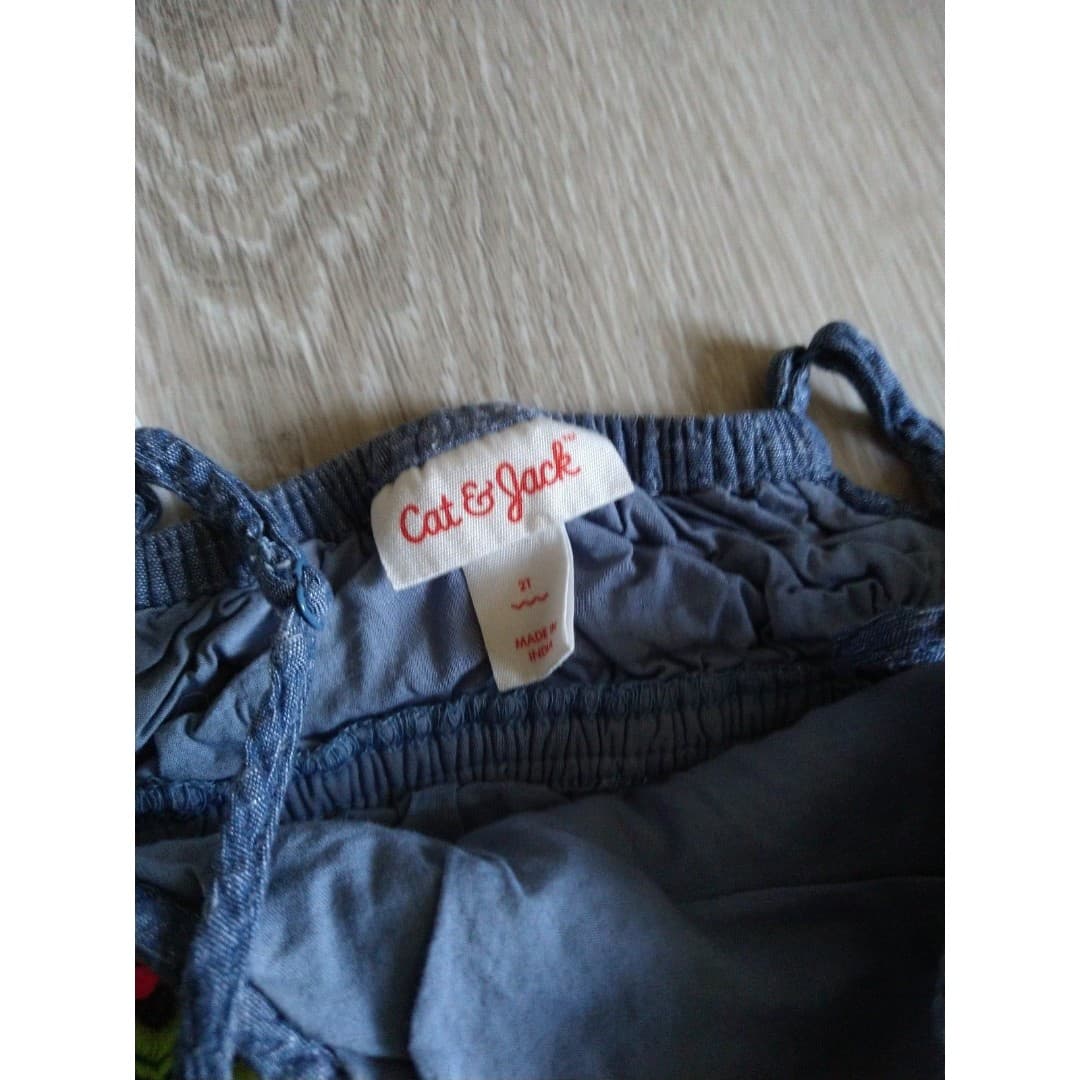 Girl Dress Bundle(4) - 18mo(1) - 2T(3) - Cat & Jack & Osh Kosh - Thumbnail 4