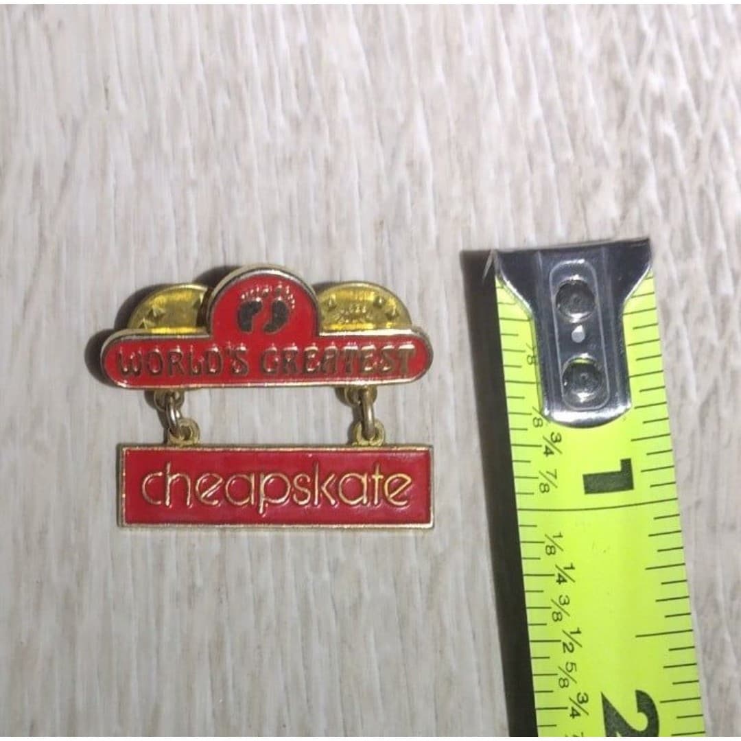 Vintage Hang Ten Lapel Pin - World's Greatest Cheapskate - Thumbnail 3