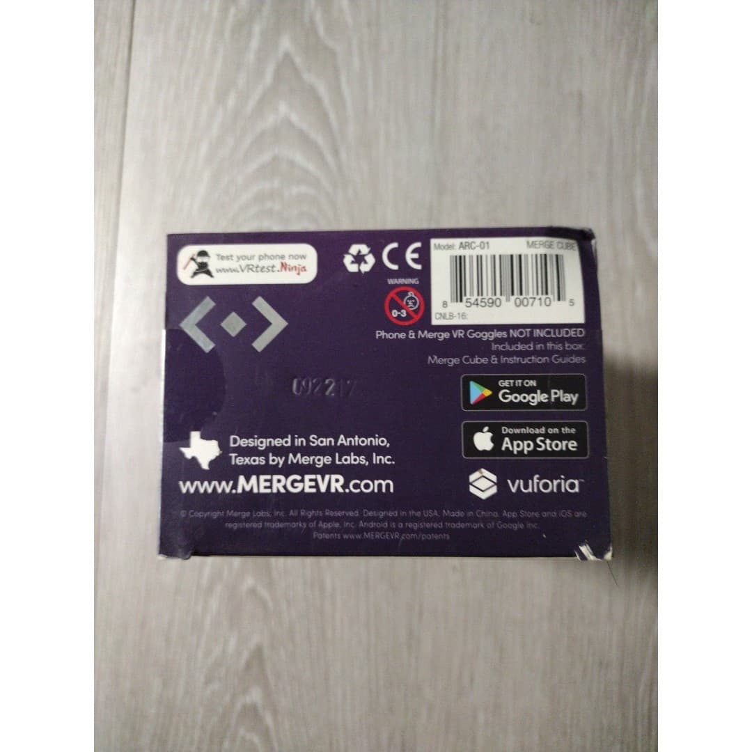 Merge Cube - AR/VR Holograms - Thumbnail 6