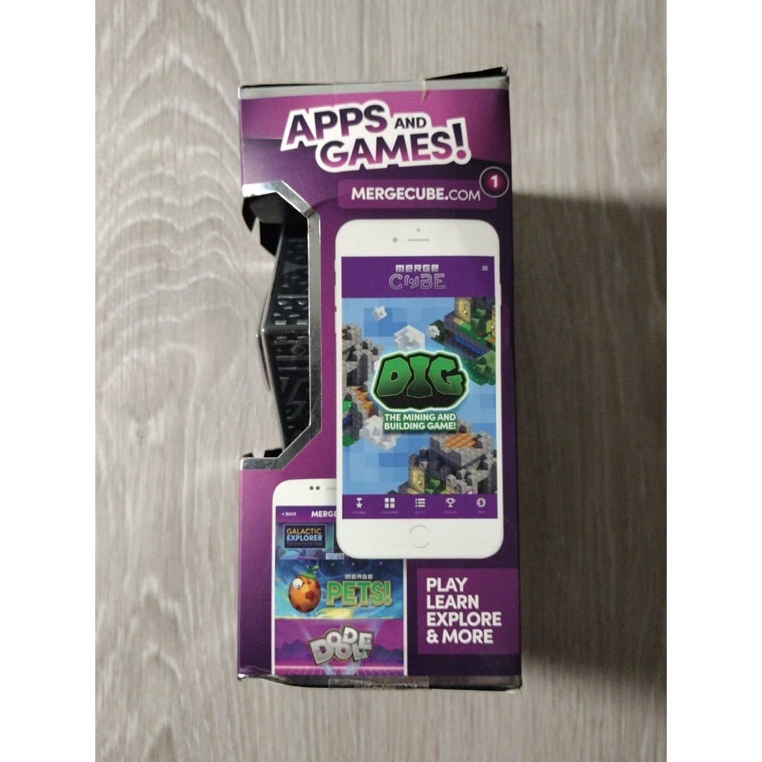 Merge Cube - AR/VR Holograms - Thumbnail 2